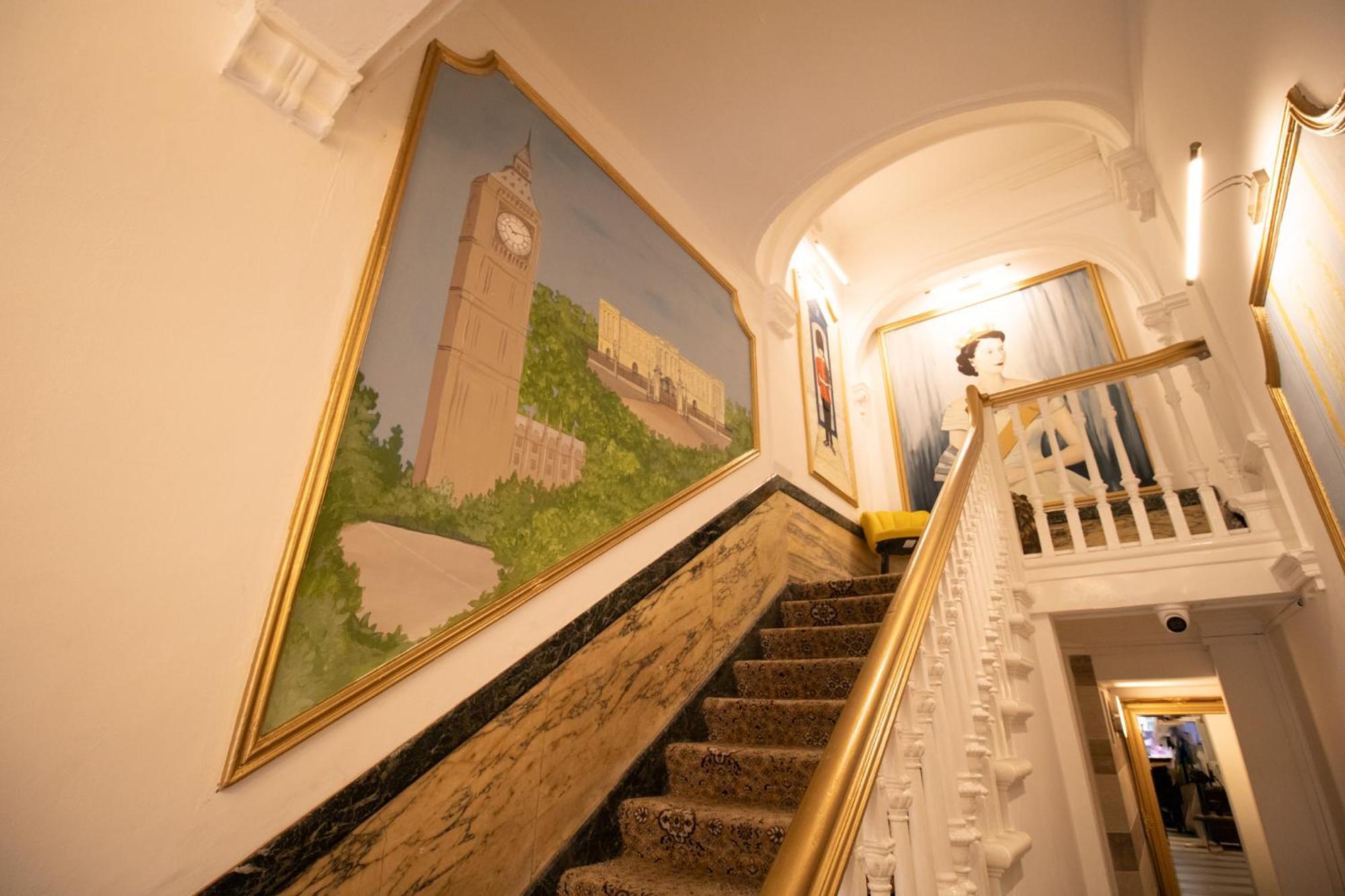 Luxurious 1-bedroom Penthouse On Oxford Street 11g Apartament Londra