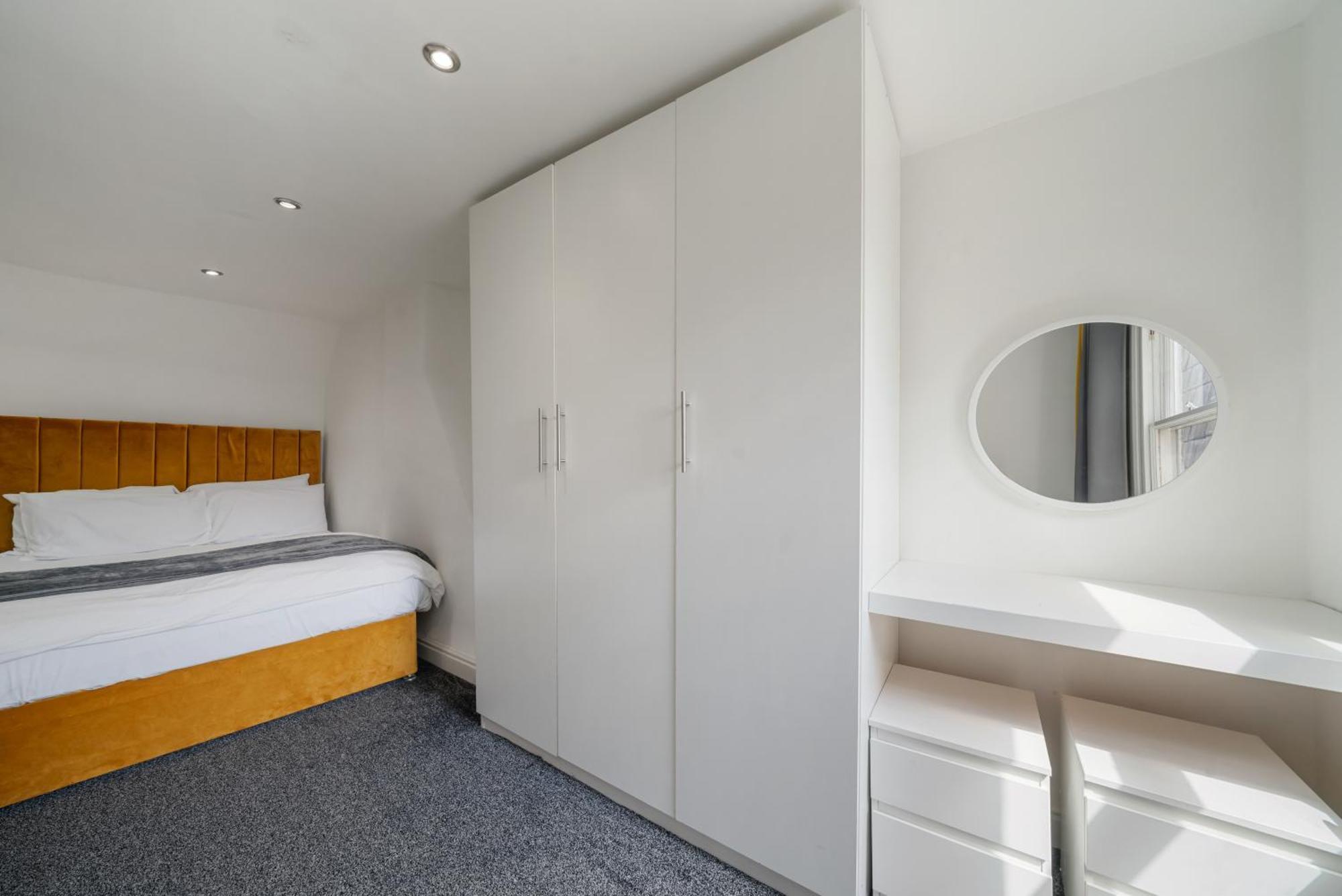 Luxurious 1-bedroom Penthouse On Oxford Street 11g Apartament *
